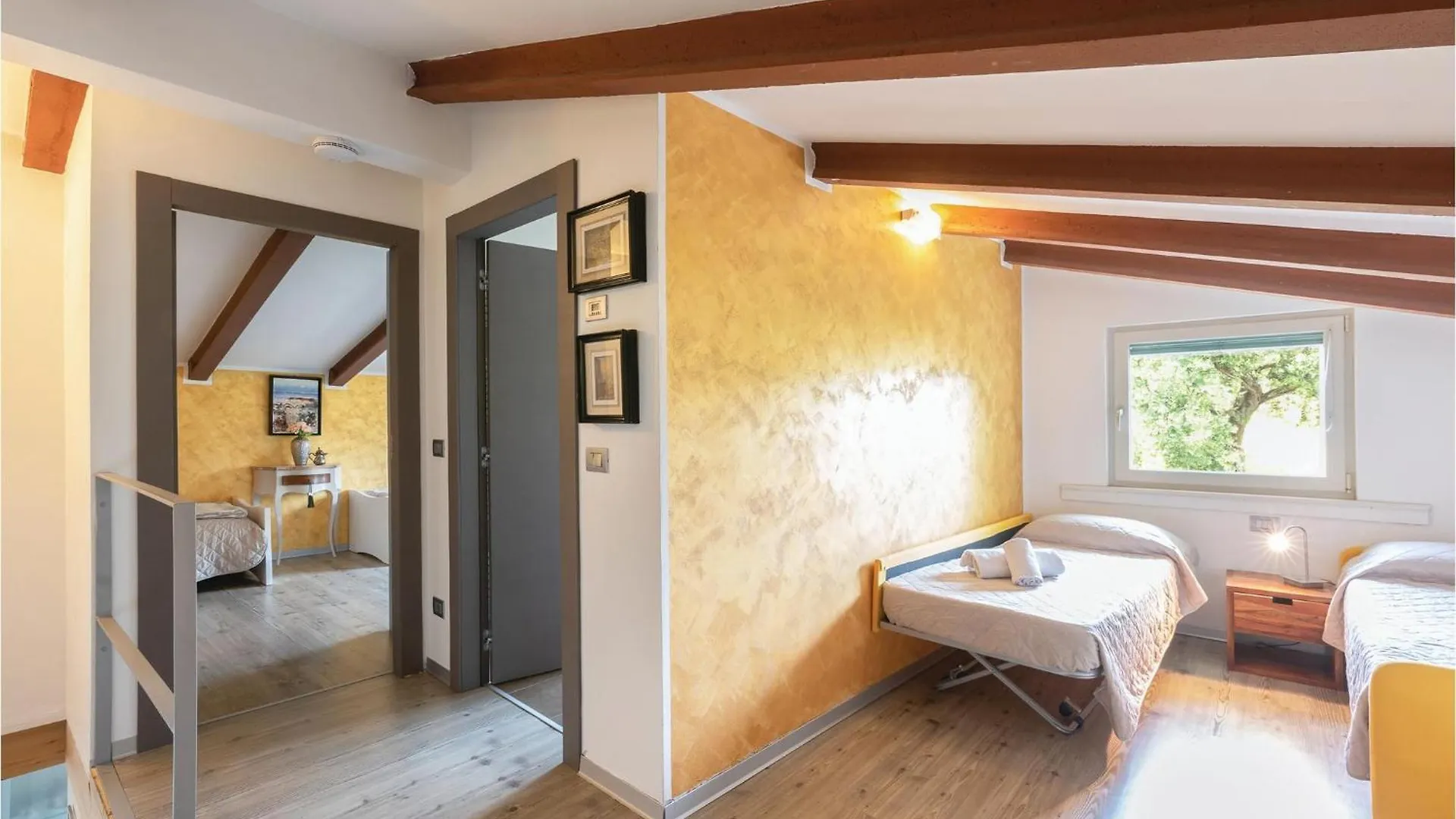 3 Bedroom Nice Home In Lazise Vr Holiday home