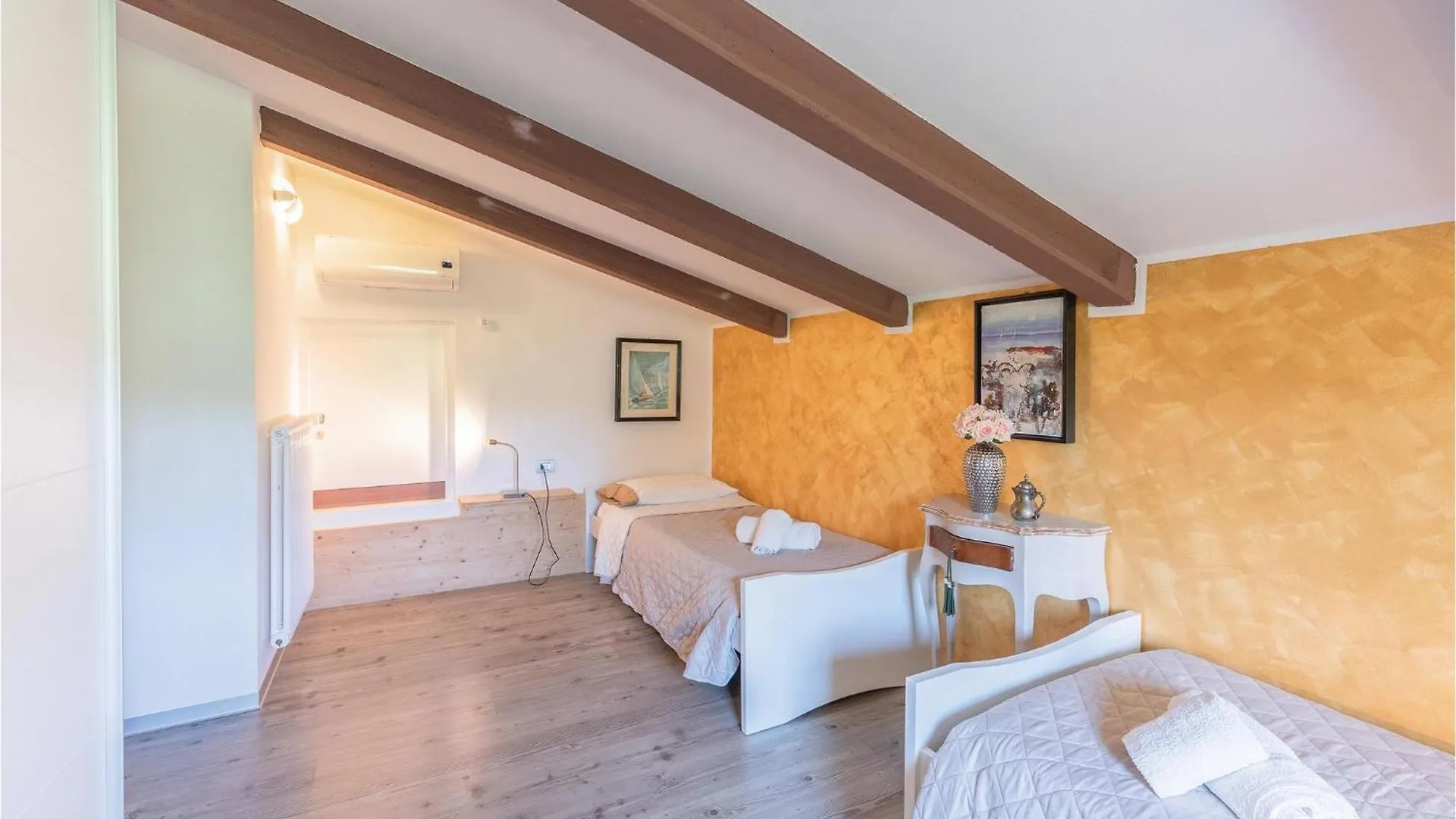 3 Bedroom Nice Home In Lazise Vr