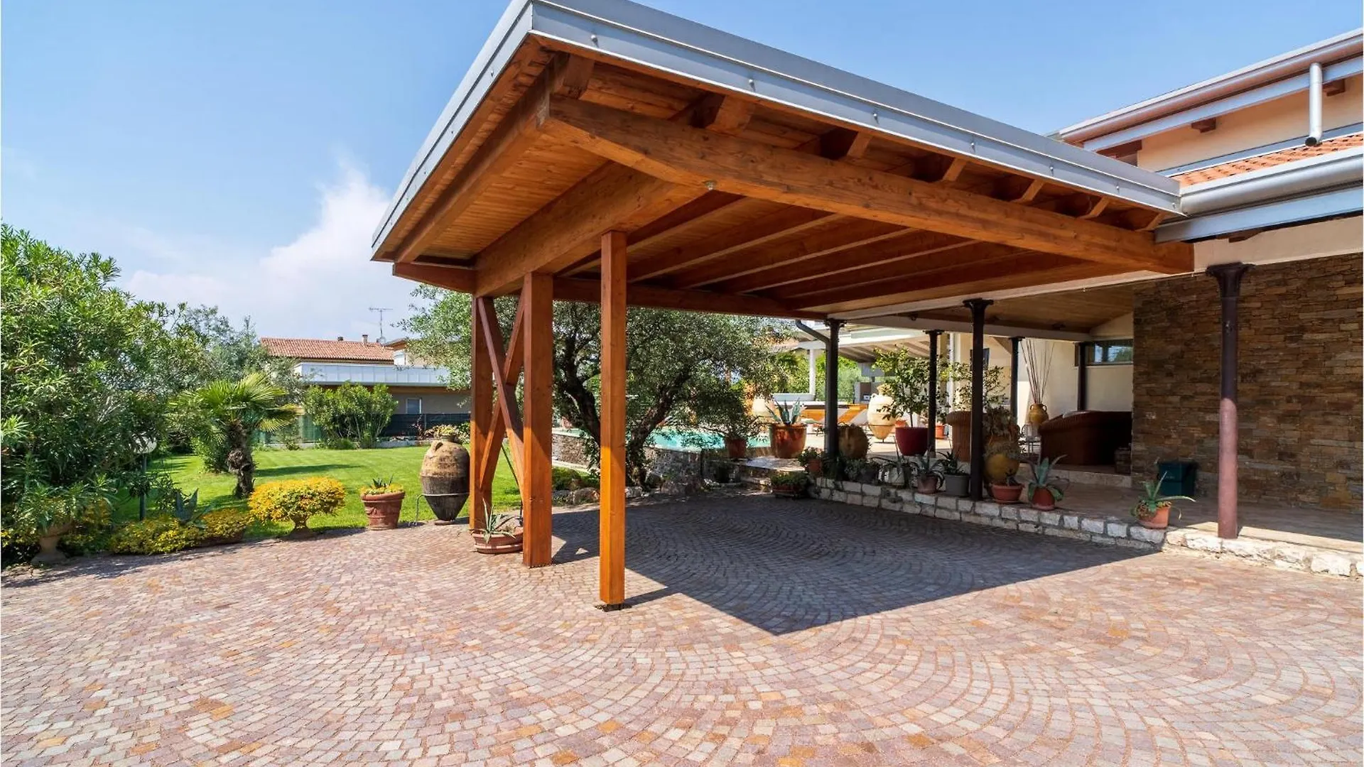 Holiday home 3 Bedroom Nice Home In Lazise Vr